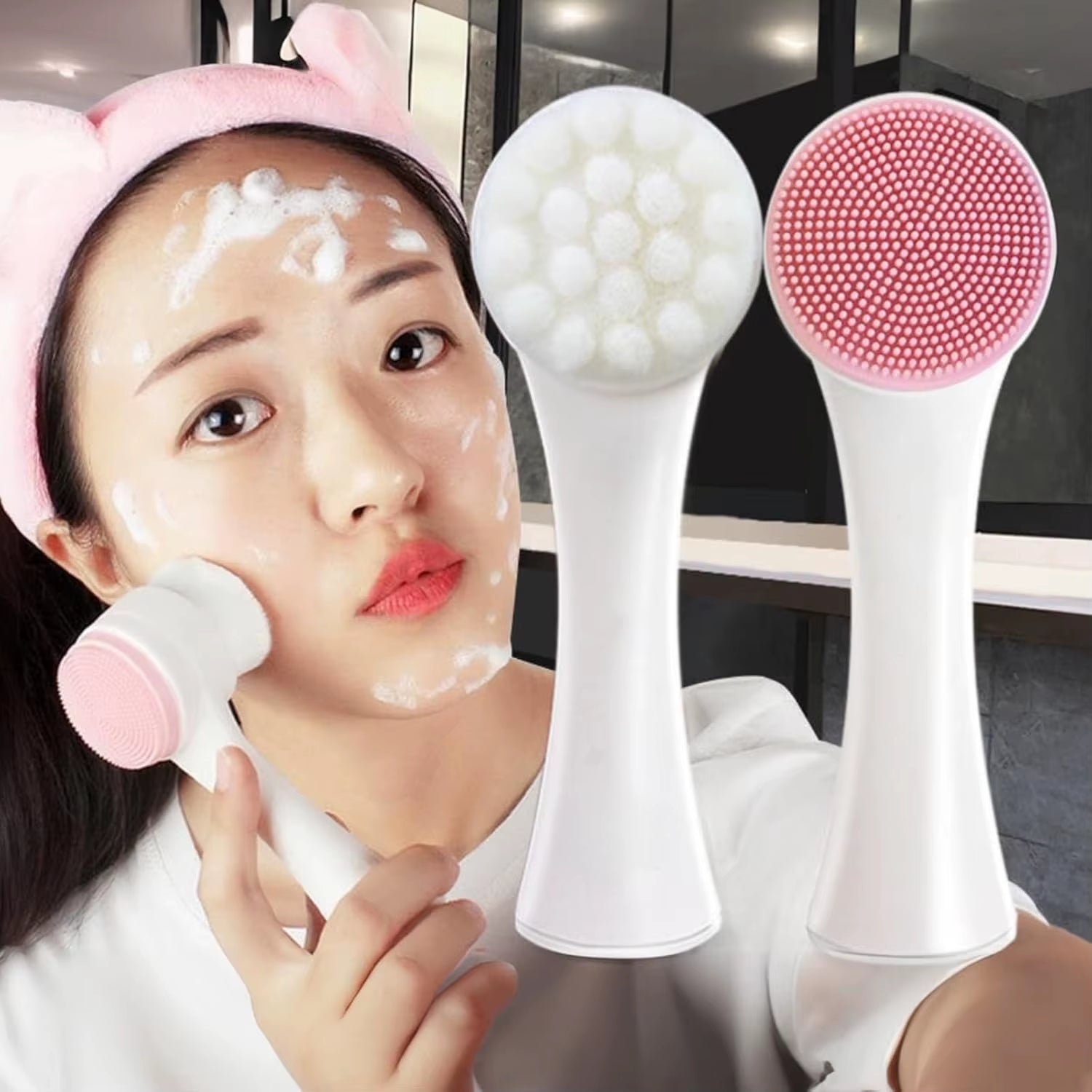 Silicone Face Brush, 2-In-1 Soft Silicone & Bristle Facial Cleansing Brush for Pore Cleaning & Gentl...